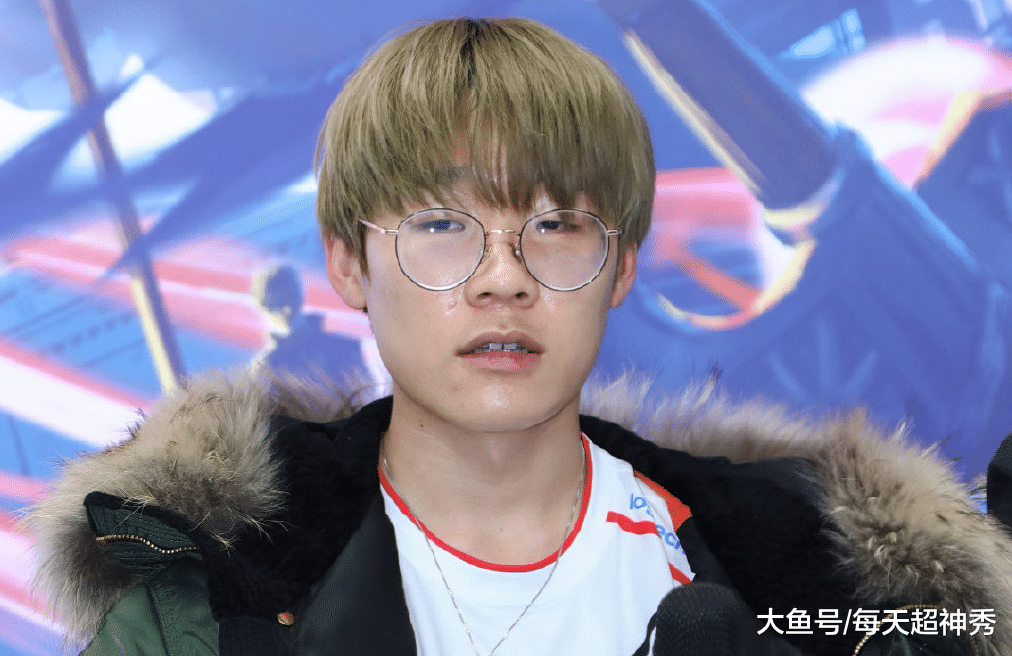 开云体育APP下载-RNG绝杀100T，Bin线上压制力十足焦点之战小组赛，留下经典瞬间的简单介绍