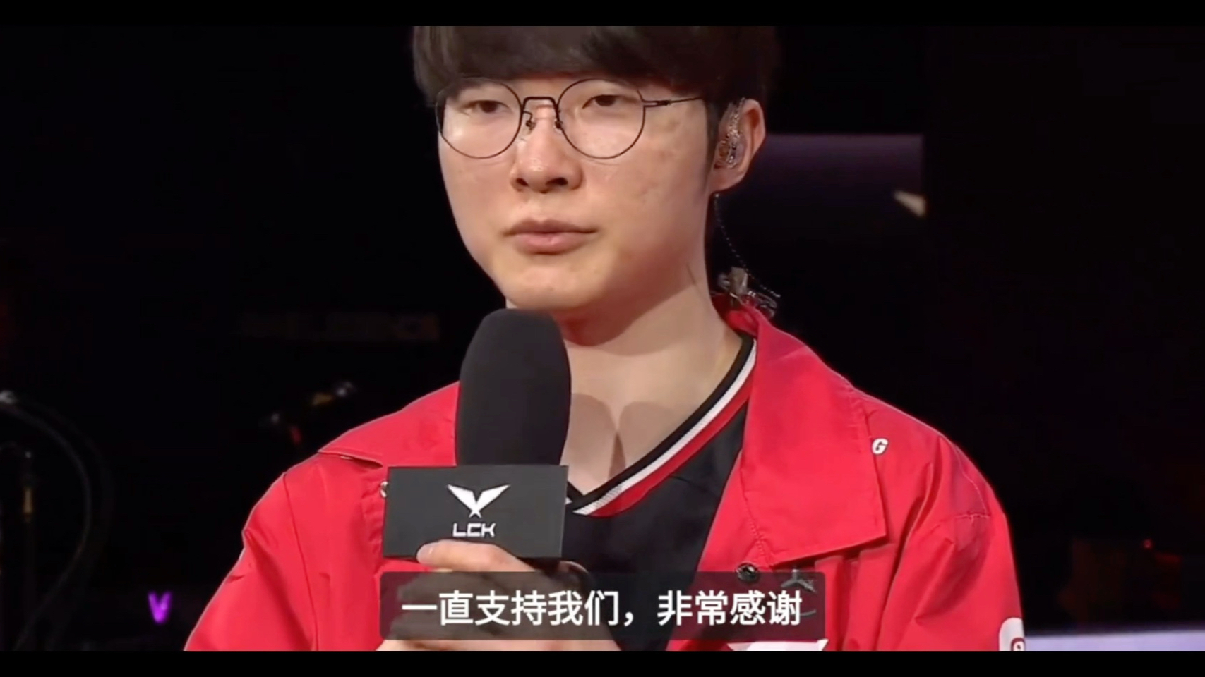 G2险胜FLY，Faker完成史诗逆转强强对话八强赛，锁定晋级资格