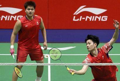 羽毛球战队状态火热，誓夺总冠军