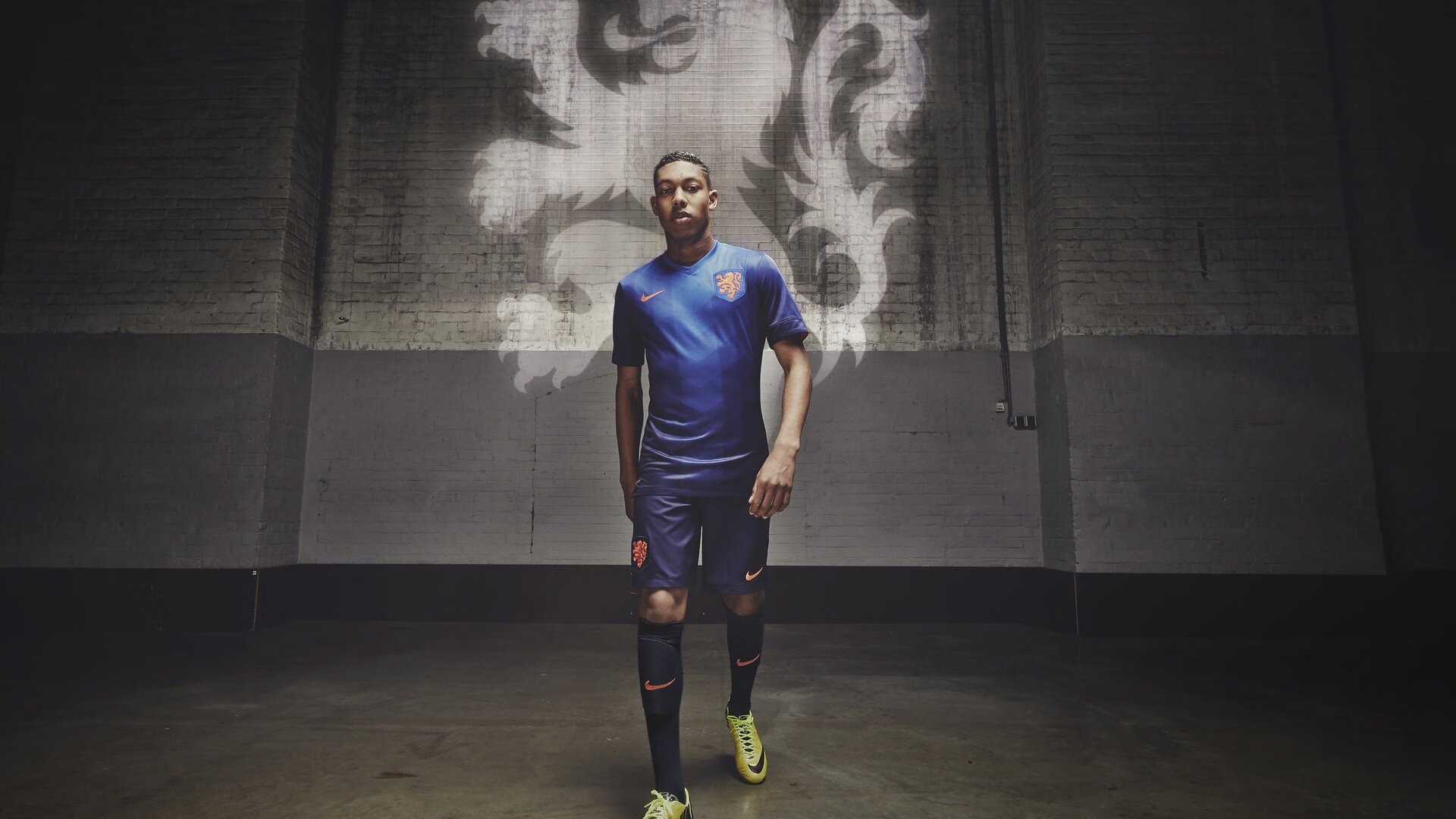 当欧冠的火焰照亮丹佛高原，约基奇用一场淘汰赛级表演诠释何为统治力