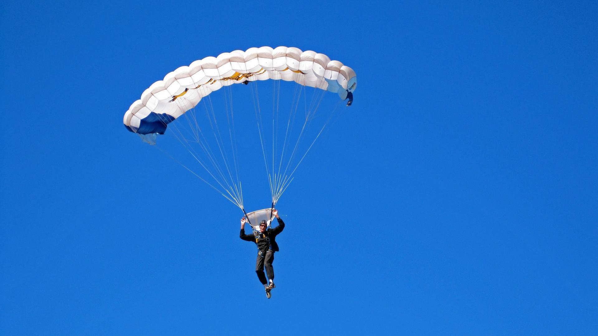 开云体育APP下载-梅西魔法再现！尼日利亚全场围剿，难阻巴黎天才破局